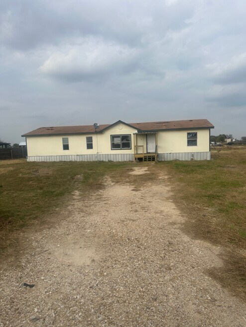 Building Photo - 224 Troy View Dr