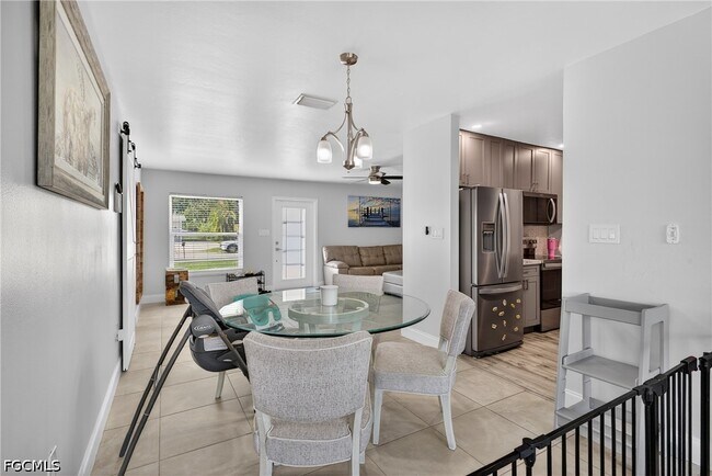 Building Photo - 27256 San Marino Dr