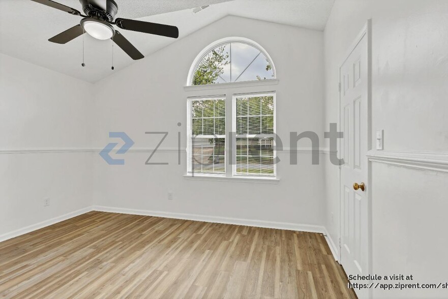 Building Photo - 4711 Avalon Forest Ln