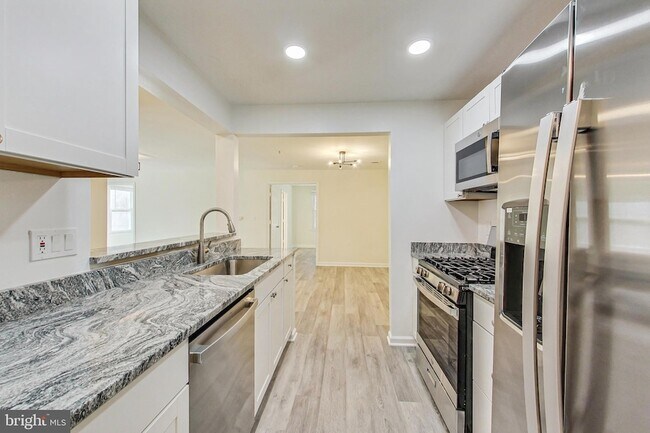 Building Photo - 15300 Diamond Cove Terrace