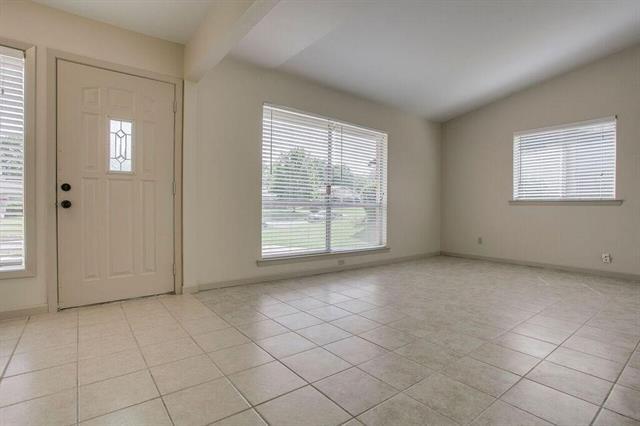 Building Photo - 1723 Windchime Dr