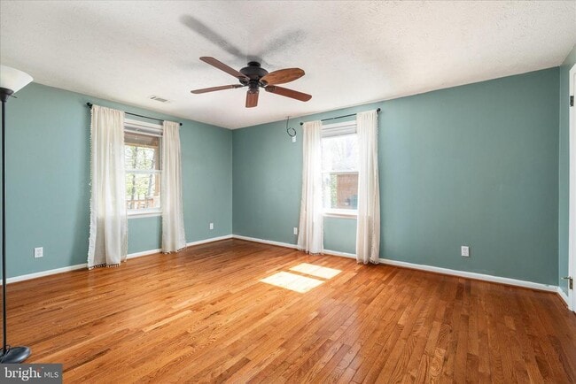 Building Photo - 716 Gafia Lodge Rd