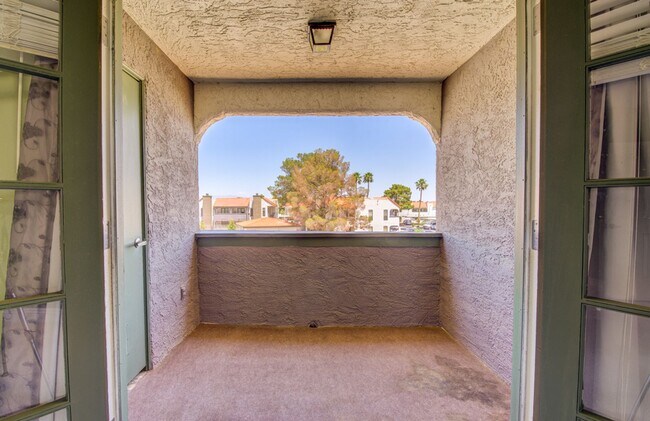 Building Photo - Status: Accepting Applications