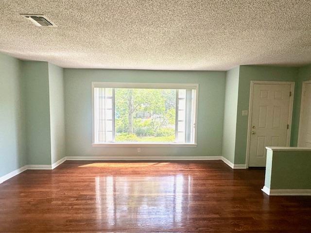 Building Photo - 5119 Fairview Dr