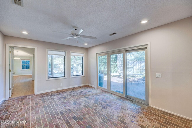 Building Photo - 1205 2 Mile Cir W