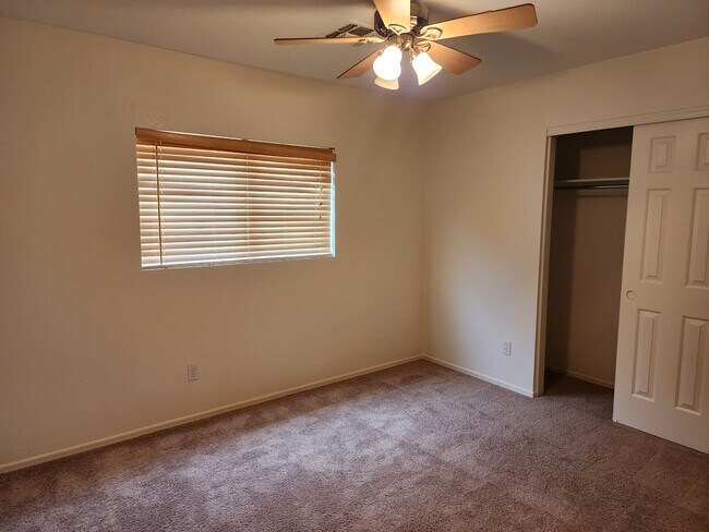 Building Photo - 13514 E Diablo Creek Dr