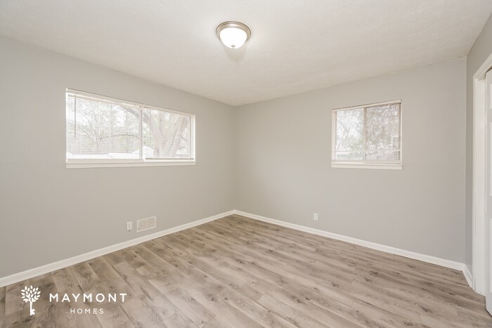 Building Photo - 2820 Rex Rd