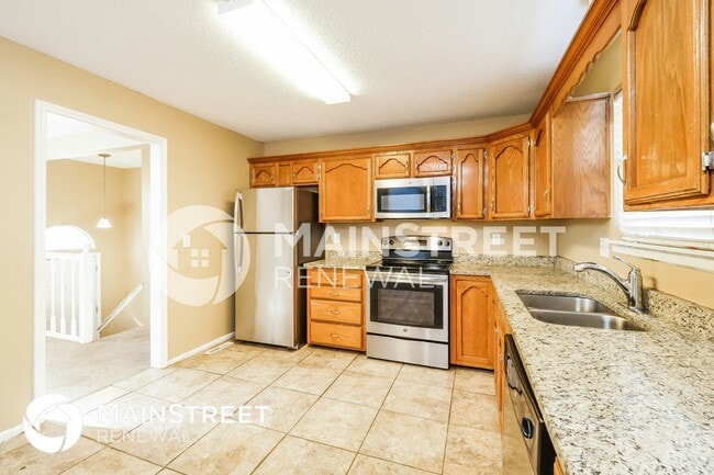 Building Photo - 609 SE Steeple Ct