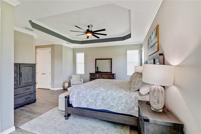 Building Photo - 12584 Wellen Golf St