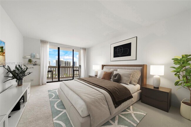 Building Photo - 1000 W Island Blvd