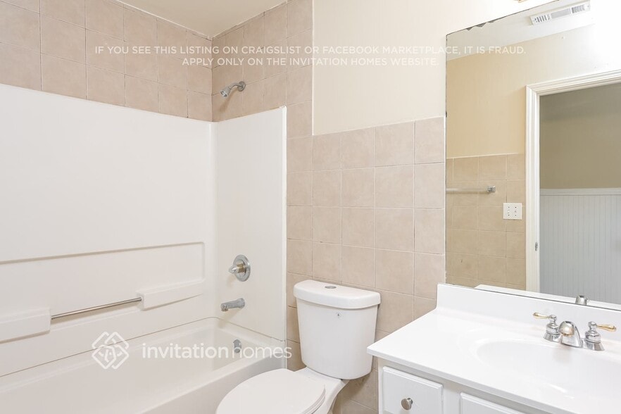 Building Photo - 150 Carleton Gold Trail