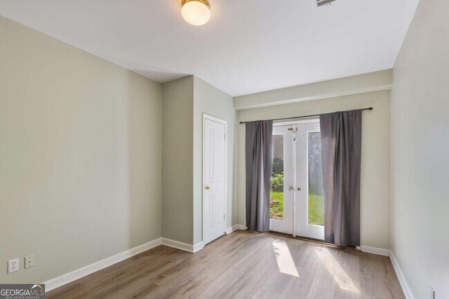 Building Photo - 4565 Ashmore Cir
