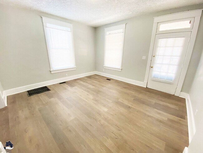 Building Photo - 612-614 N. 13th Street