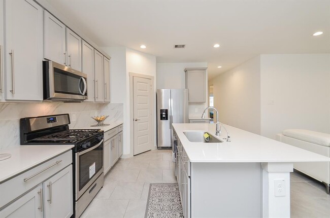 Building Photo - 29510 Cayenne Cir