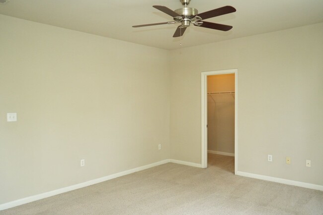 Building Photo - 745 Walker Square, Apt #3A