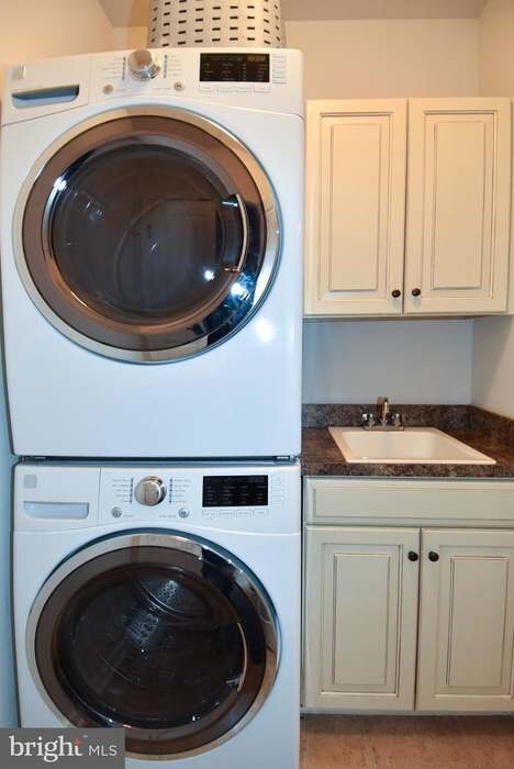 Building Photo - 25291 Gray Poplar Terrace