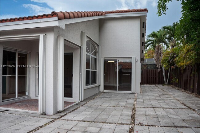 Building Photo - 11252 NW 58th Terrace