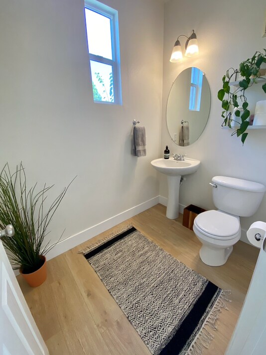 Building Photo - 1363 Abbey Ln