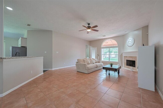 Building Photo - 21122 Lilac Meadows Ln
