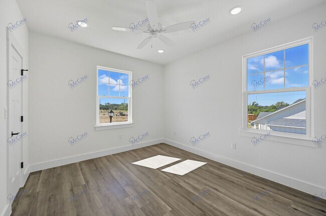 Building Photo - 104 Cardinal Wds