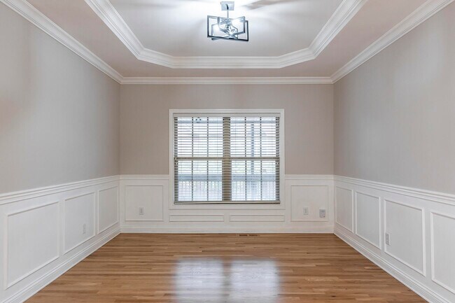 Building Photo - 3277 Beaumont Centre Cir