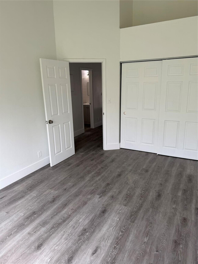 Building Photo - 2313 NW 55th Terrace