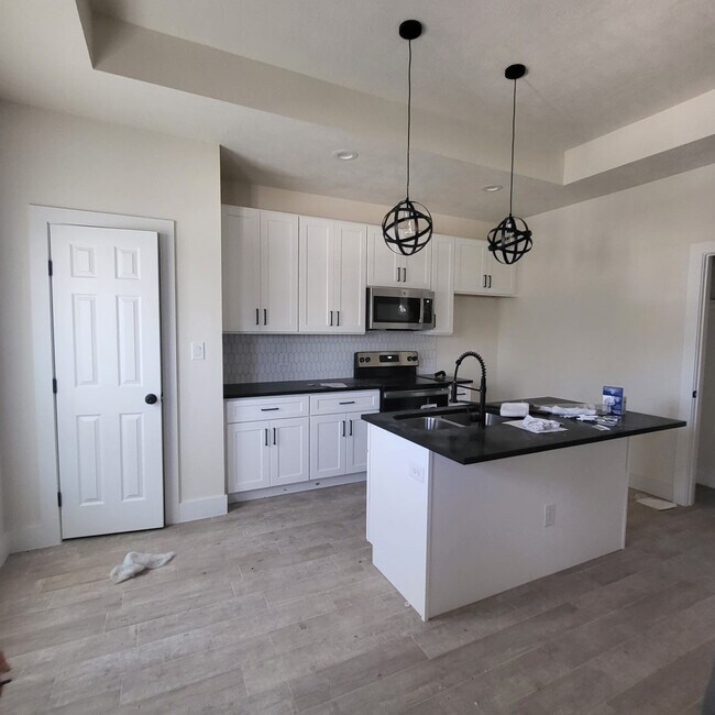 Building Photo - 5608 Tommye St