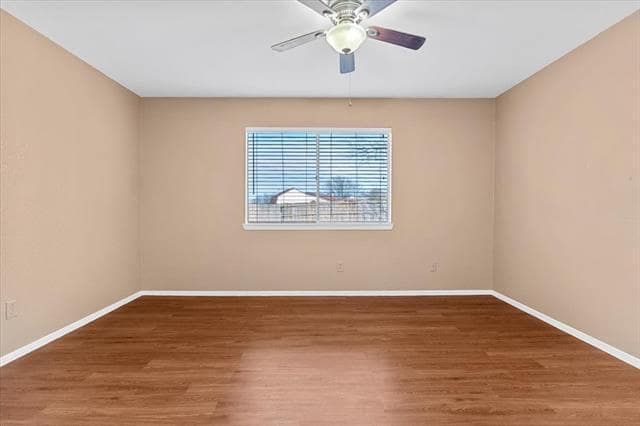 Building Photo - 3807 Glengate Dr