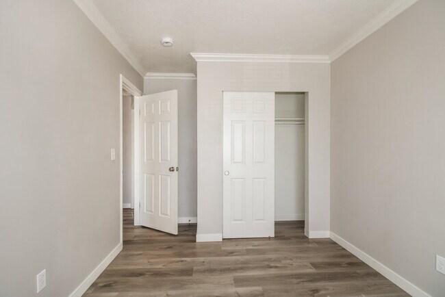 Building Photo - 5496 W 6600 S