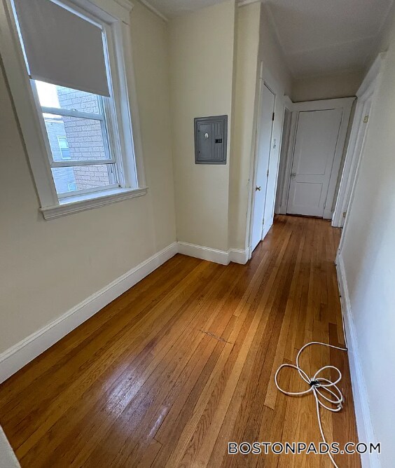 Building Photo - 1179 Boylston St