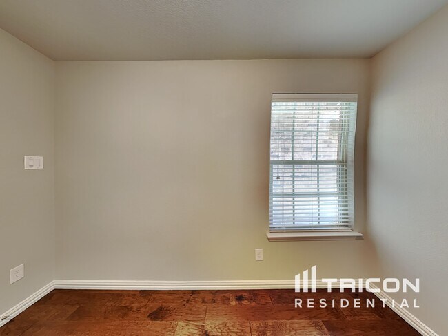 Building Photo - 7432 Durness Dr