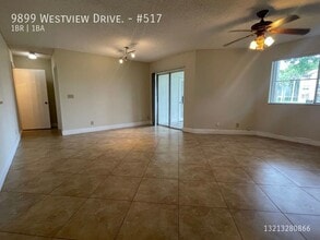 Building Photo - 9899 Westview Dr