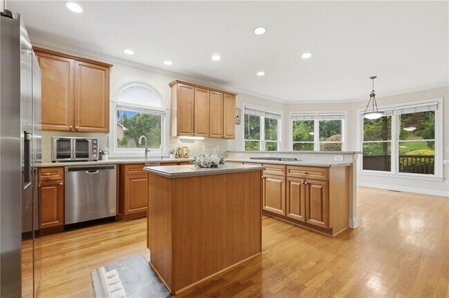Building Photo - 3561 Carriage Glen Way