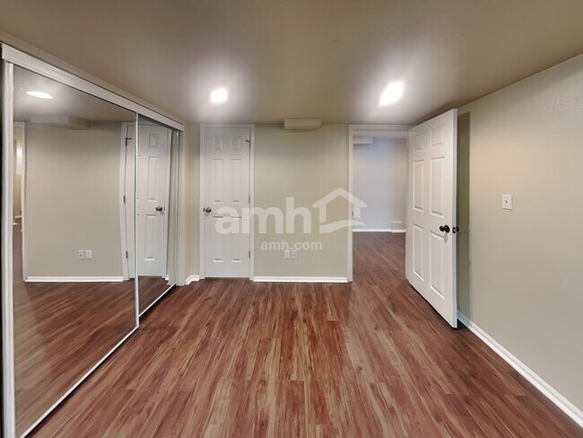 Building Photo - 16916 Molina Pl