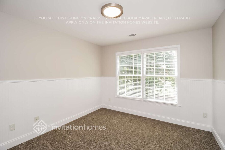 Building Photo - 112 Sweet Branch Ct