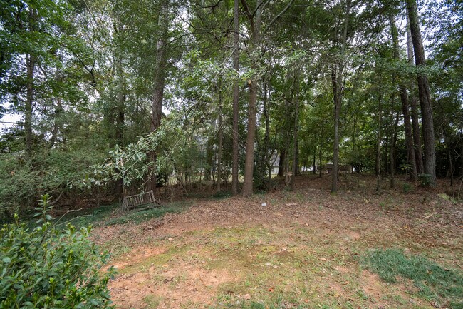 Building Photo - 115 Winterberry Dr