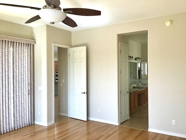 Building Photo - 5 Bdrm, 3 Full bath, clean nice home in Oro Valley-La Canada & Naranja