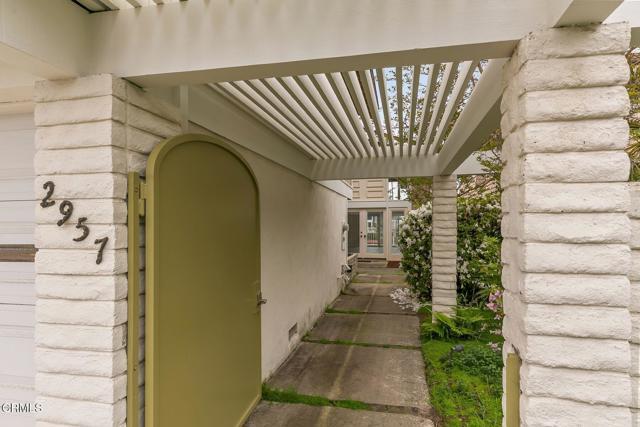 Building Photo - 2957 Seaview Ave