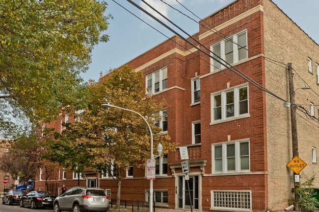 Building Photo - 2715 N Sawyer,-2