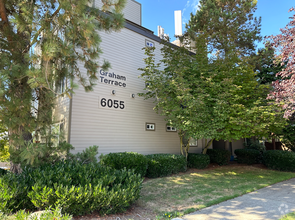 Building Photo - 1BR/1BA Condo in Garden Terrace Complex! D...