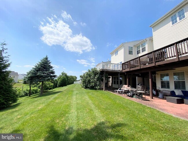 Building Photo - 172 S Savanna Dr