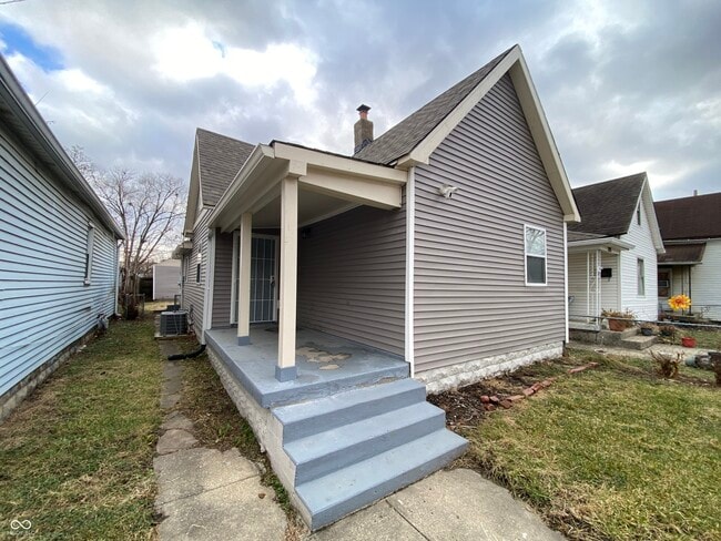 Building Photo - 2121 Webb St