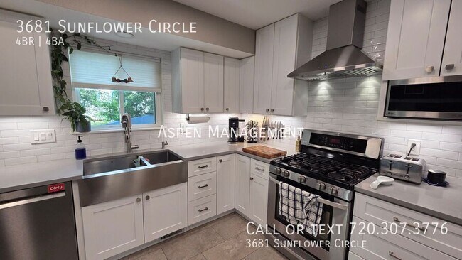 Building Photo - 3681 Sunflower Cir