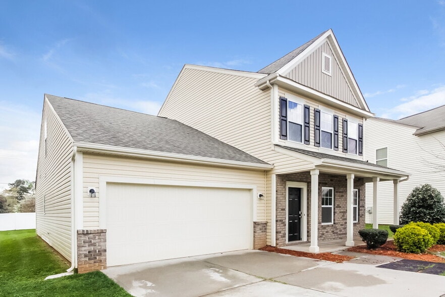 Building Photo - 7318 Reece Valley Ct