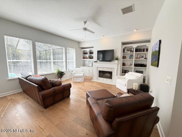 Building Photo - 12784 Cattail Pond Cir S