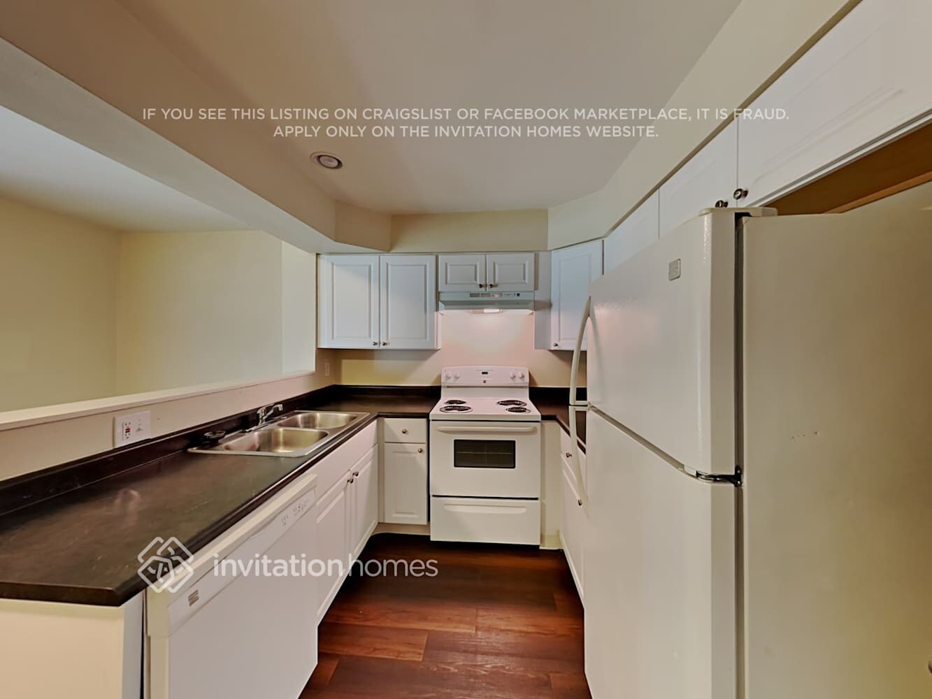 Building Photo - 1811 S Quebec Way