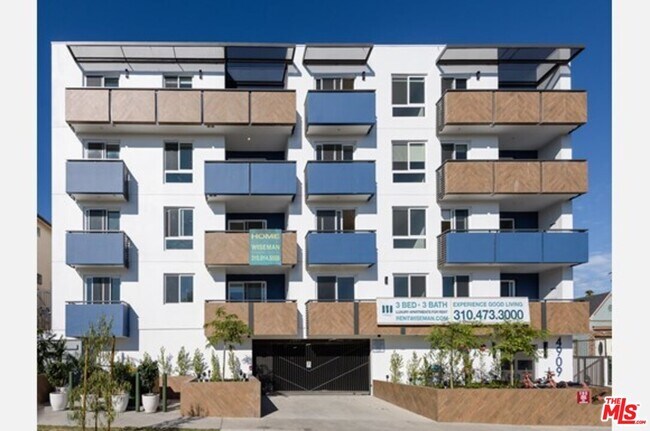 Building Photo - 4909 Rosewood Ave
