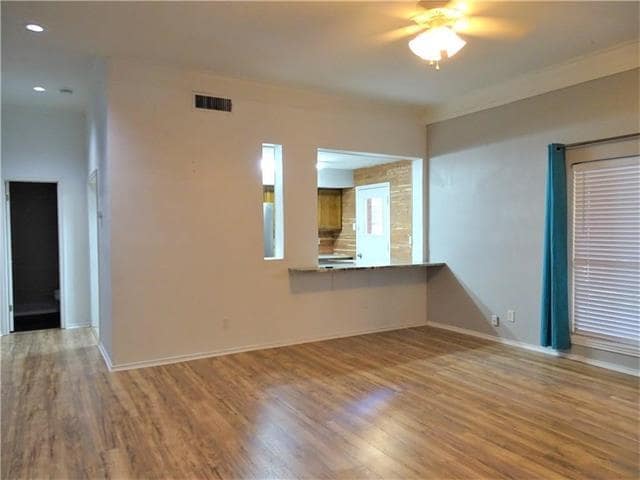 Building Photo - 2252 Jackson Cir