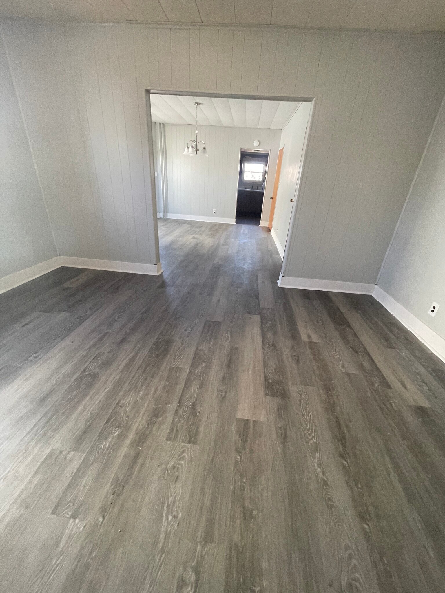 Living Room - 9 N 4th St