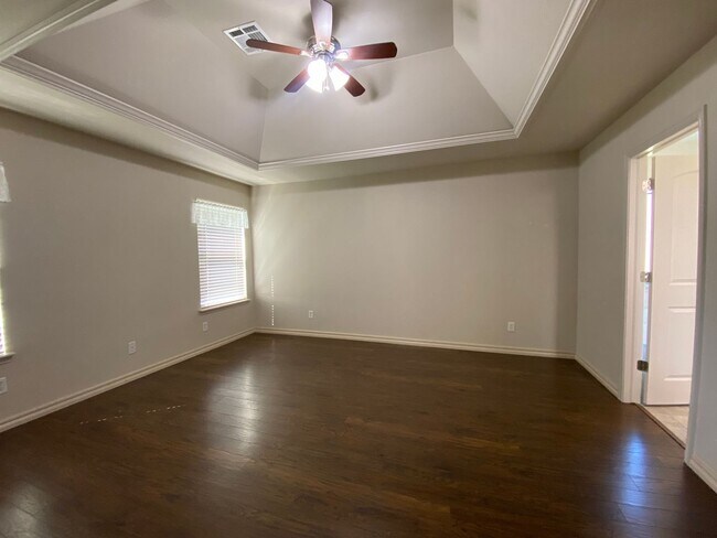 Building Photo - 3 bedroom, 2 bath in Coweta Schools!